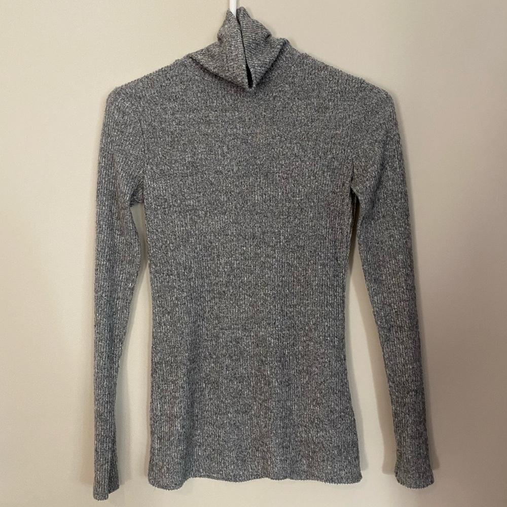 Grey Long Sleeve Turtle Neck